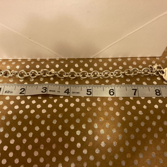 🌹9” Stunning Tiffany & Co Sterling Silver Heart Tag Charm Bracelet Size Large - Picture 8 of 9